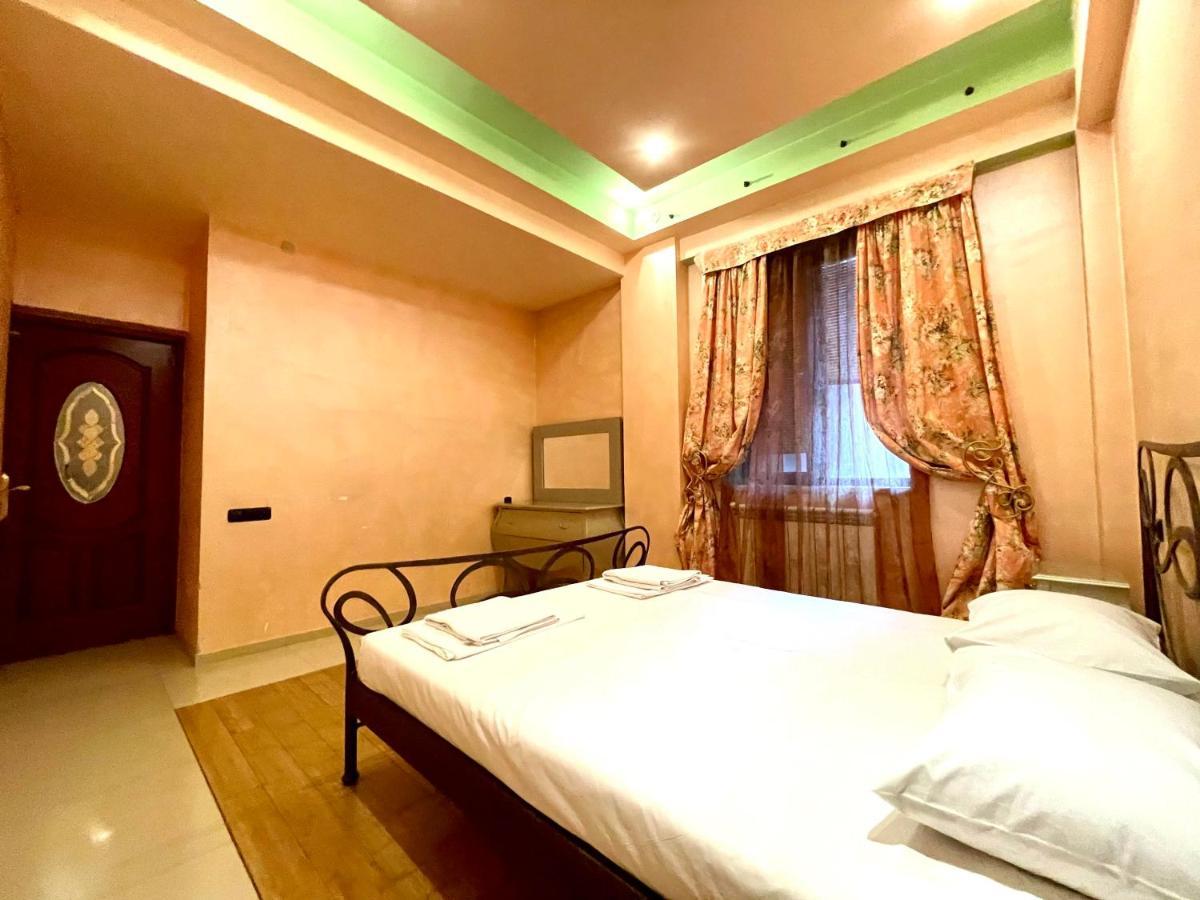 Apartments Emili Yerevan Luaran gambar