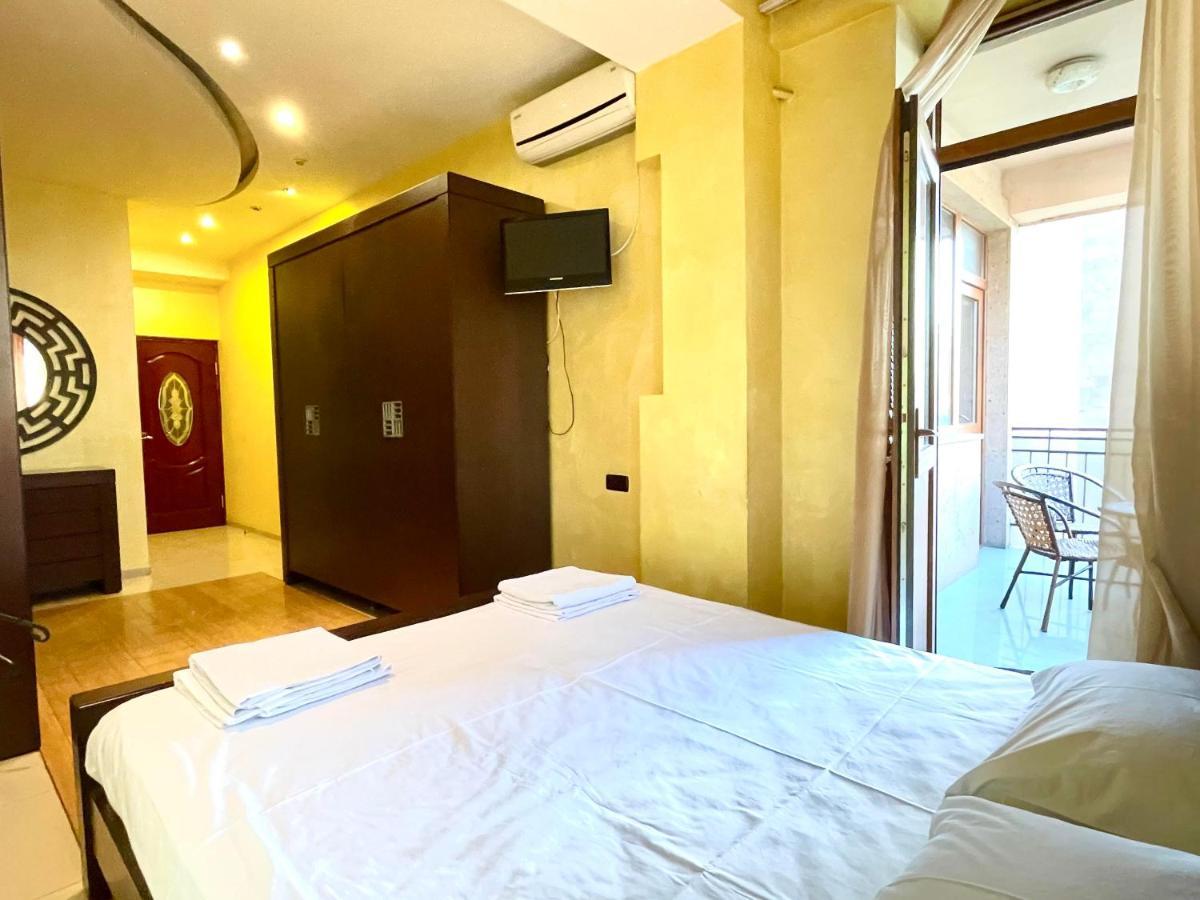 Apartments Emili Yerevan Luaran gambar