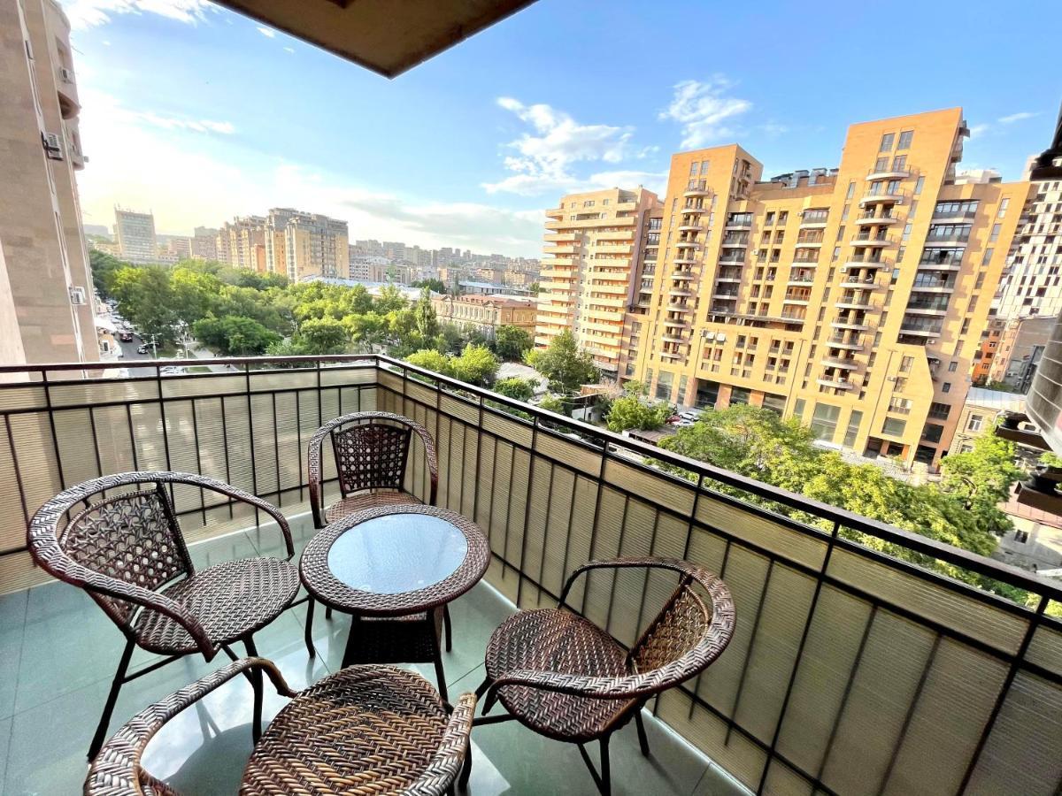 Apartments Emili Yerevan Luaran gambar