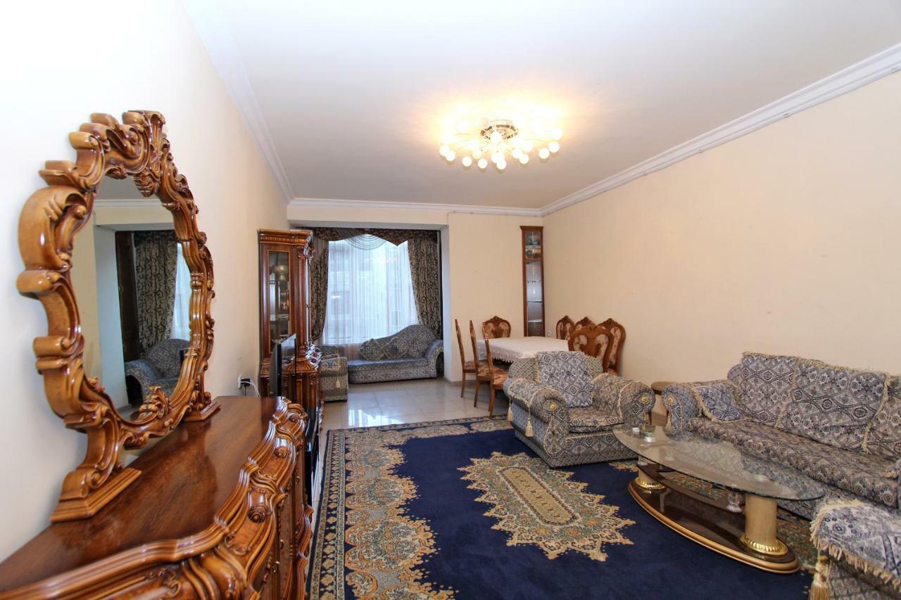 Apartments Emili Yerevan Luaran gambar
